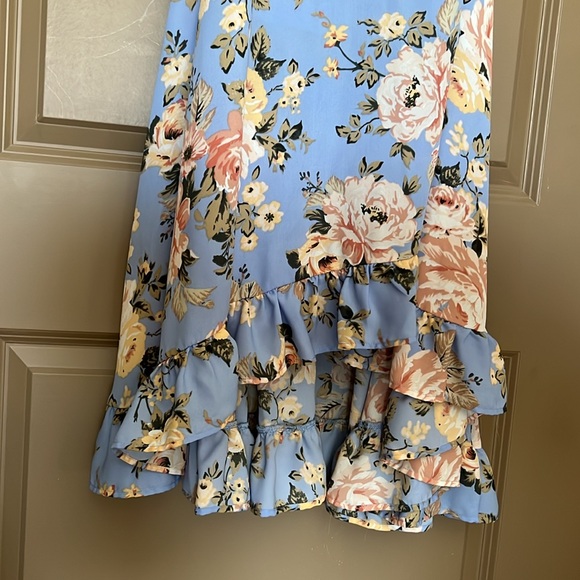 Stunning boutique floral wrap dress XS - Picture 3 of 7